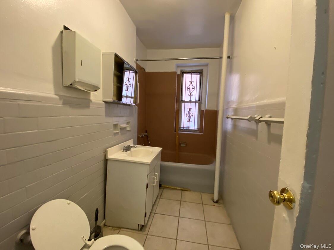 8020 Broadway, Elmhurst, NY 11373