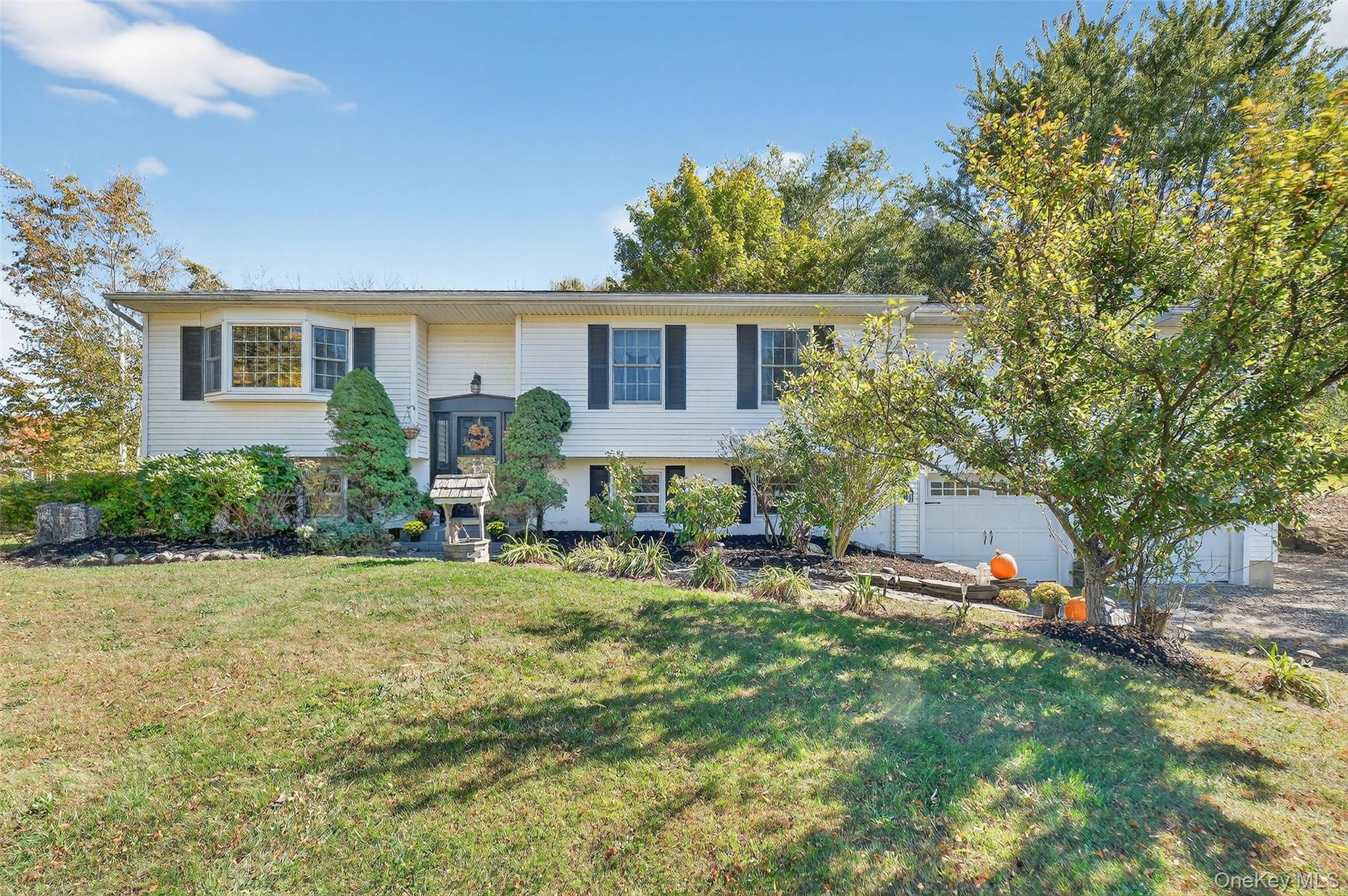 672 Waterbury Hill Road, Lagrangeville, NY 12540