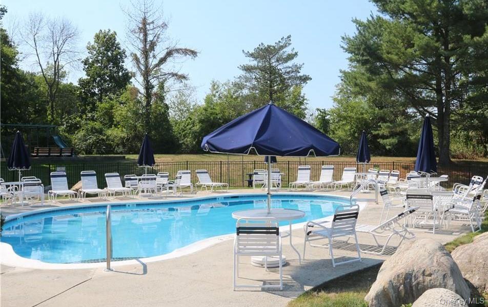 204 Williamsburg Drive, Mahopac, NY 10541