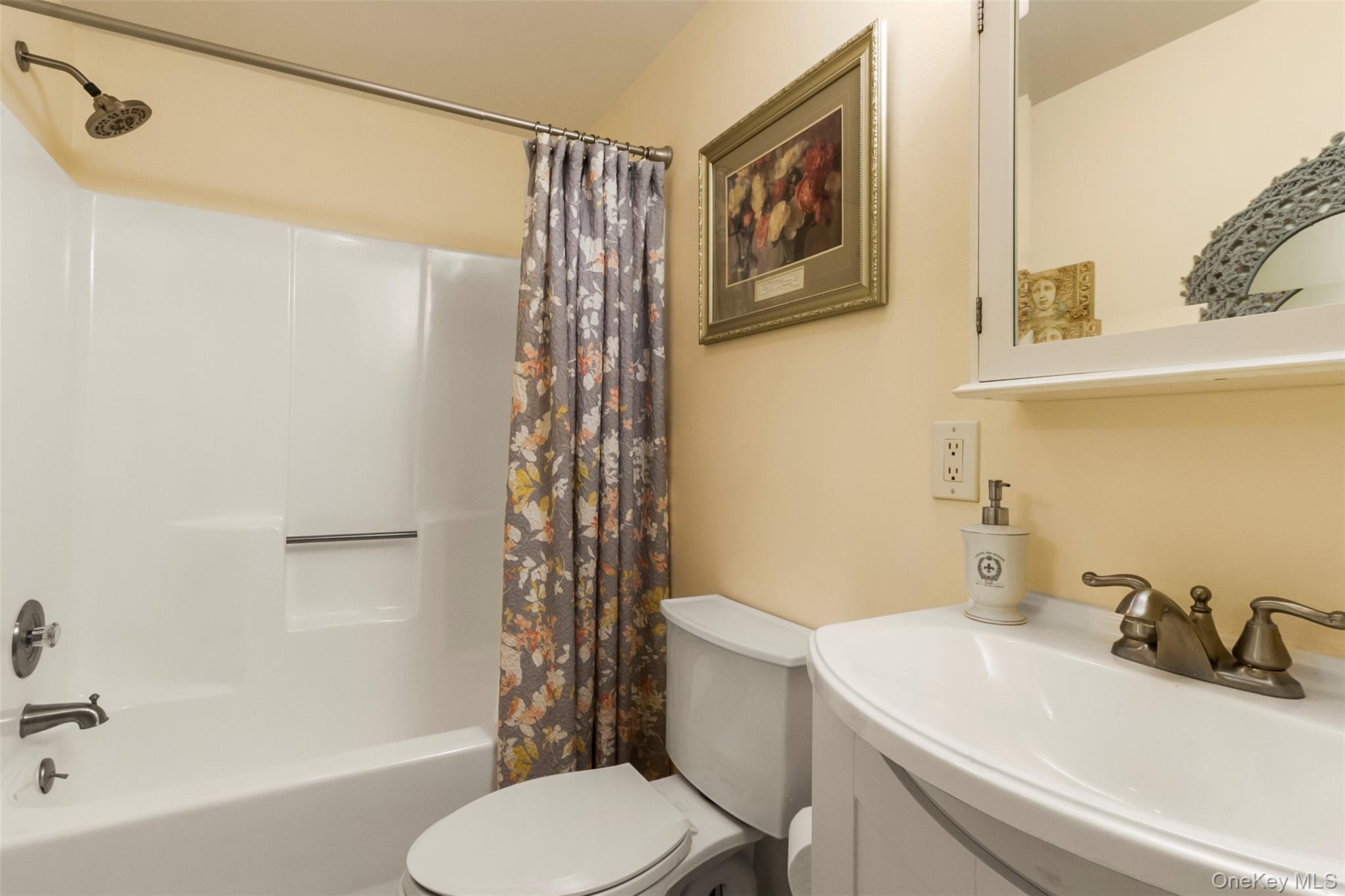 204 Williamsburg Drive, Mahopac, NY 10541