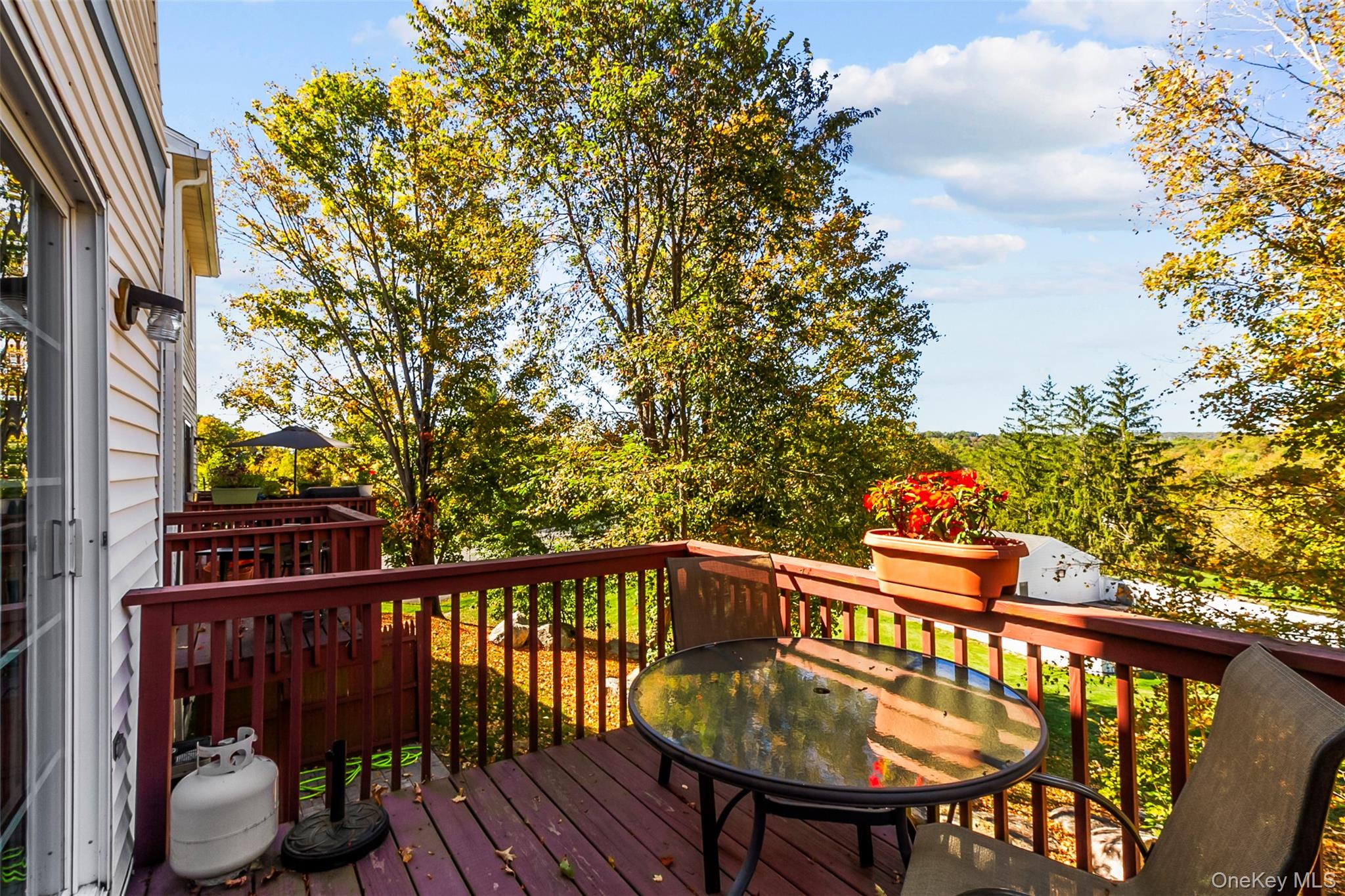 204 Williamsburg Drive, Mahopac, NY 10541