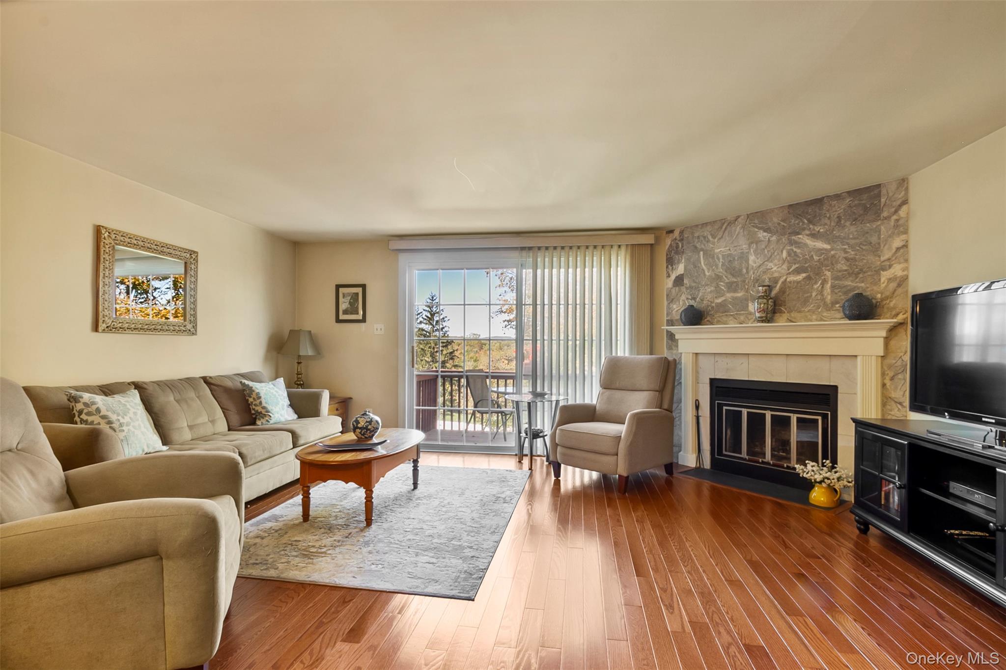 204 Williamsburg Drive, Mahopac, NY 10541