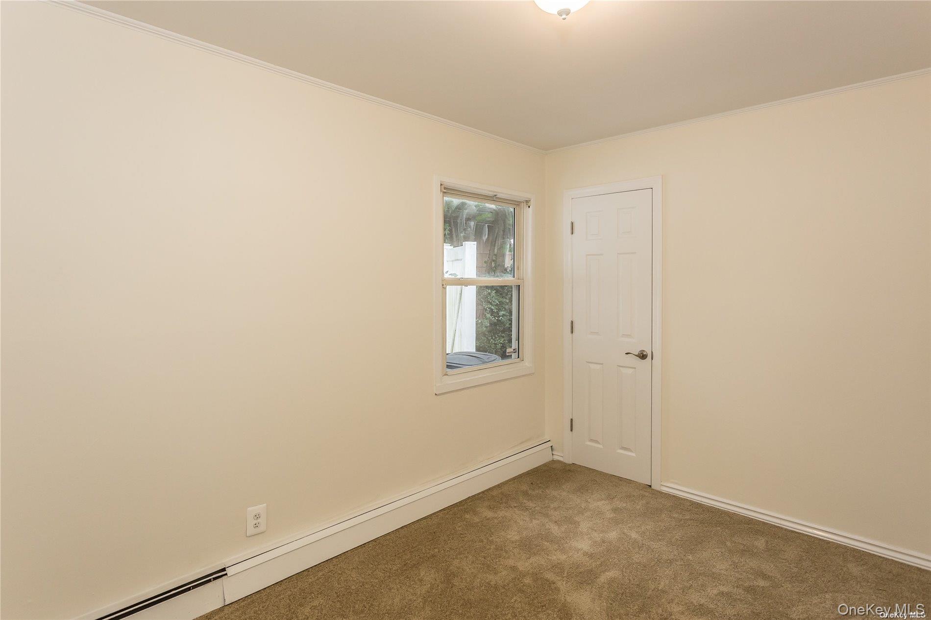 15 Pilot Street, Hempstead, NY 11550