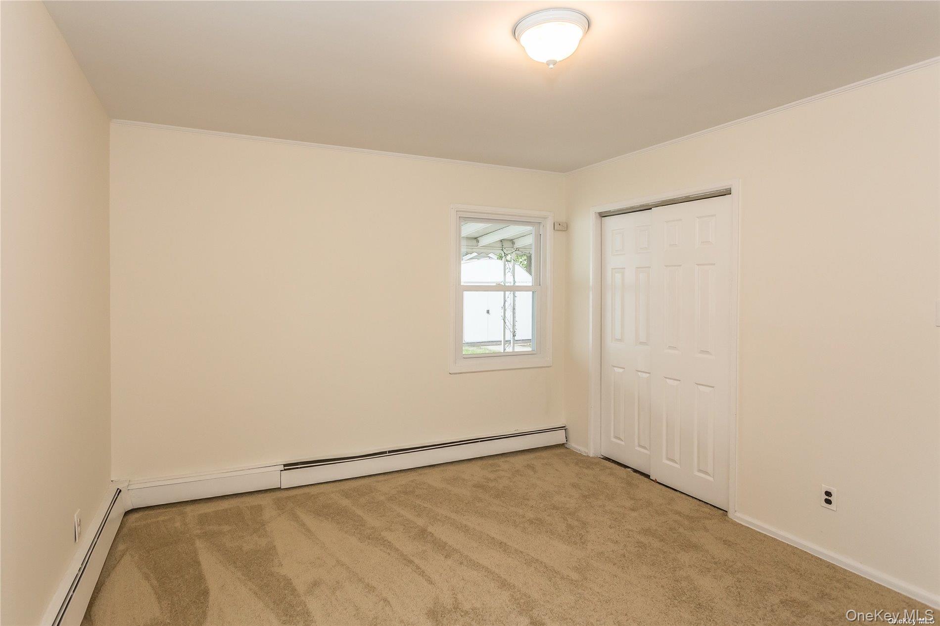 15 Pilot Street, Hempstead, NY 11550