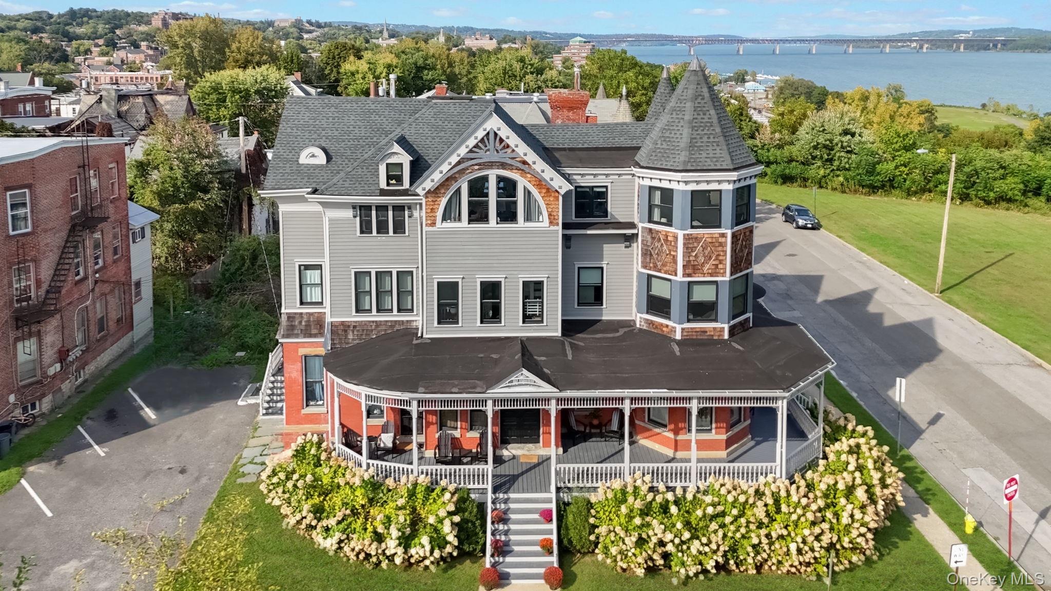 2 Courtney Avenue, Newburgh, NY 12550