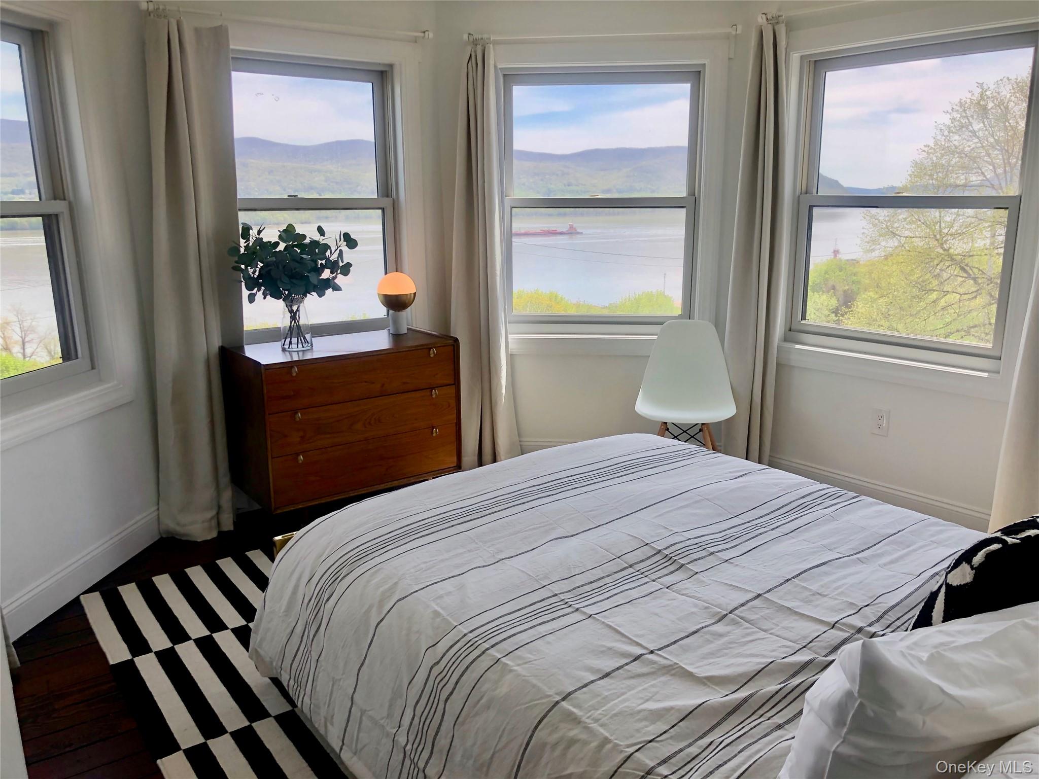 2 Courtney Avenue, Newburgh, NY 12550