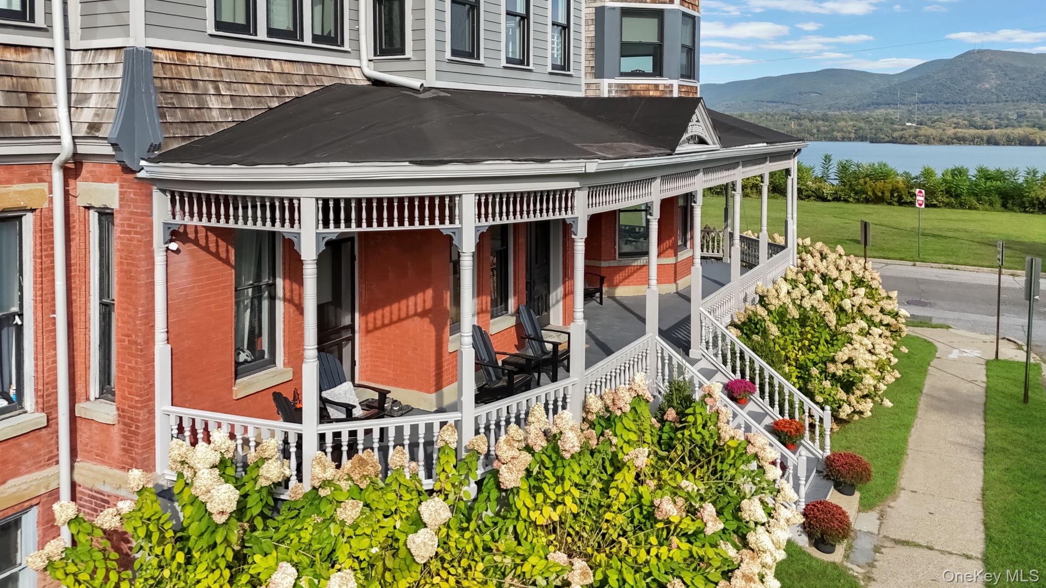 2 Courtney Avenue, Newburgh, NY 12550