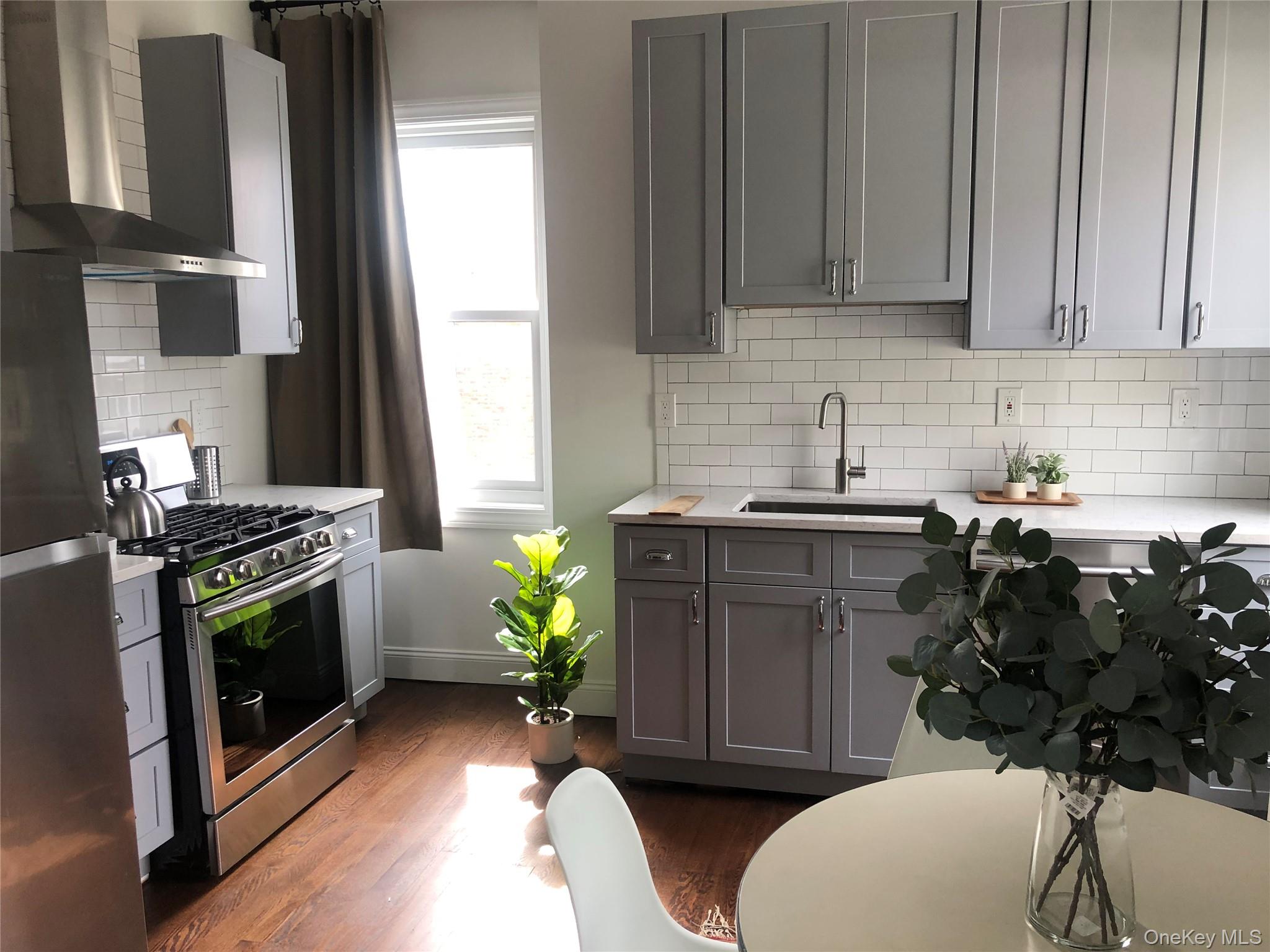 2 Courtney Avenue, Newburgh, NY 12550