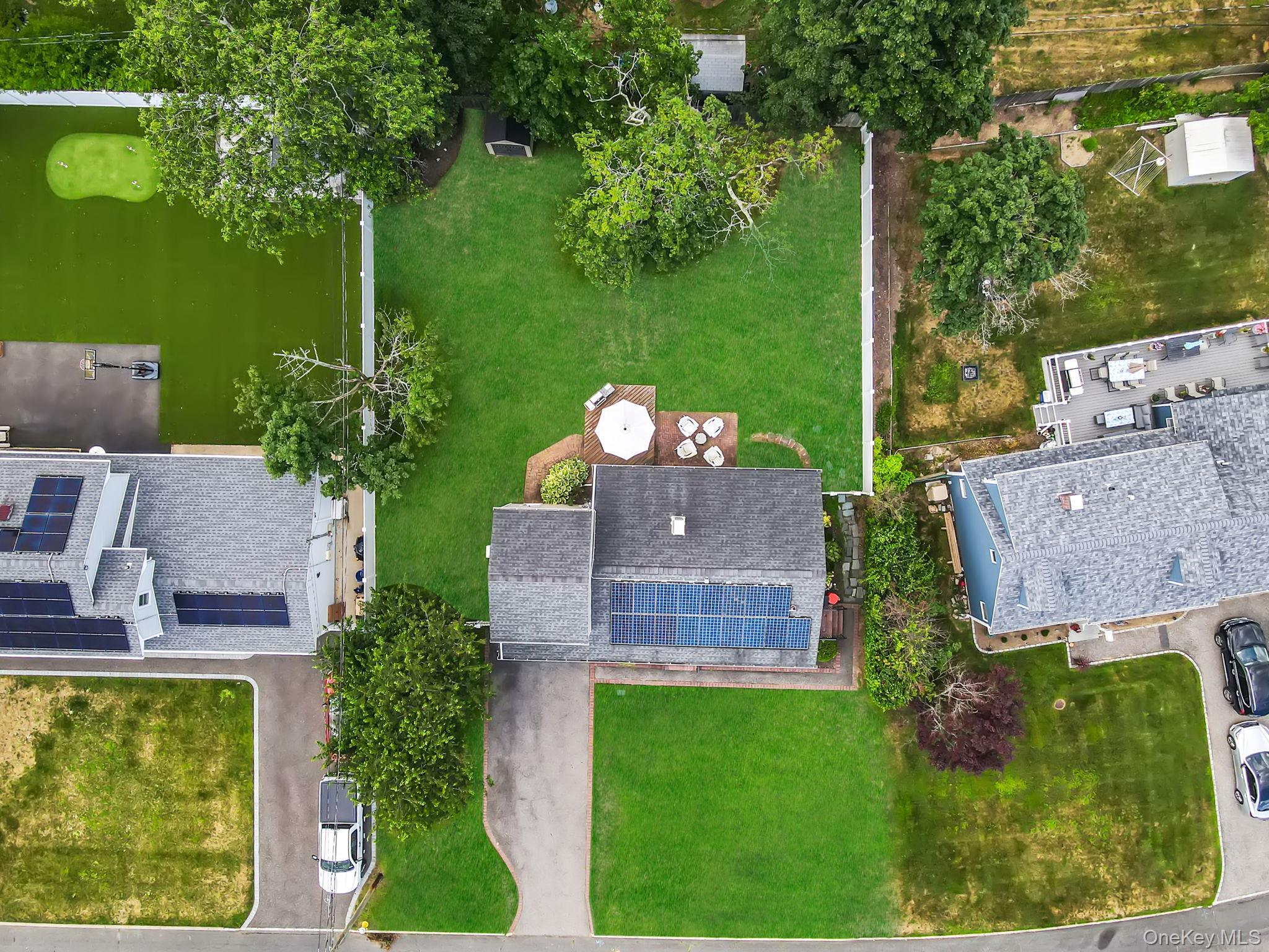 5 Hileen Drive, Kings Park, NY 11754