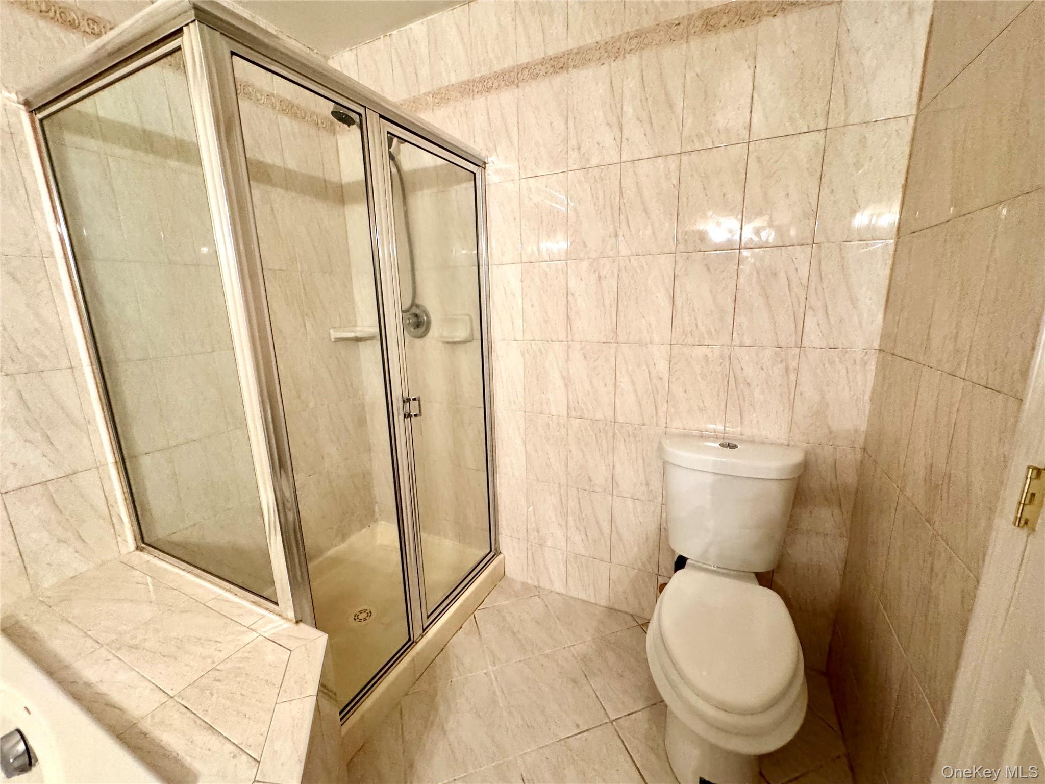 87 Kettles Lane, Medford, NY 11763