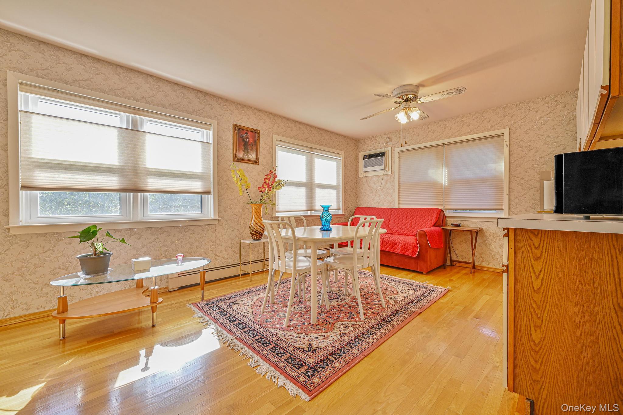 9 Evelyn Lane, Syosset, NY 11791