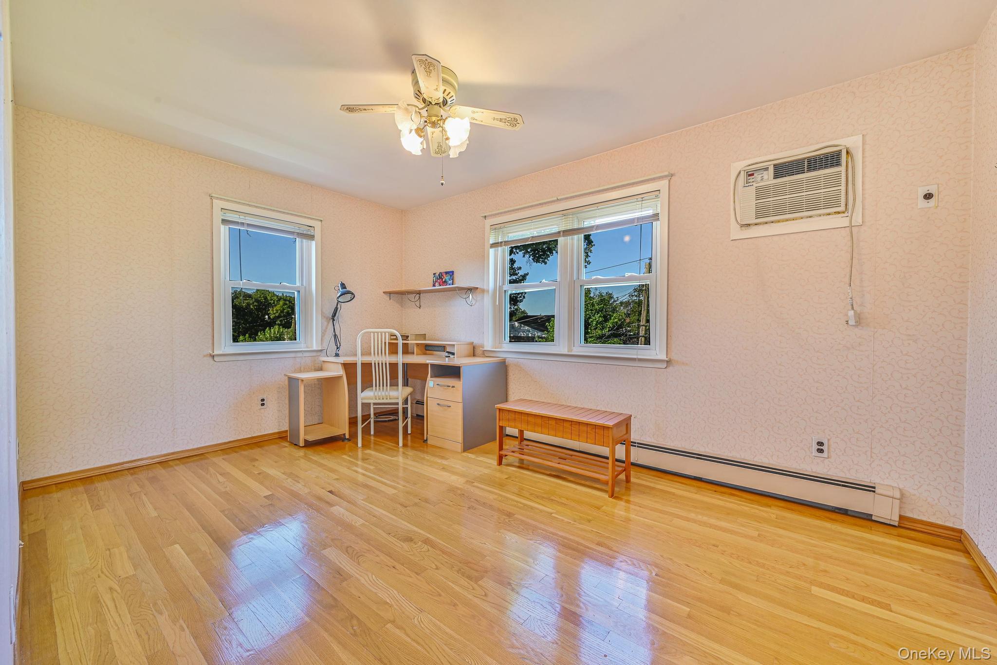 9 Evelyn Lane, Syosset, NY 11791