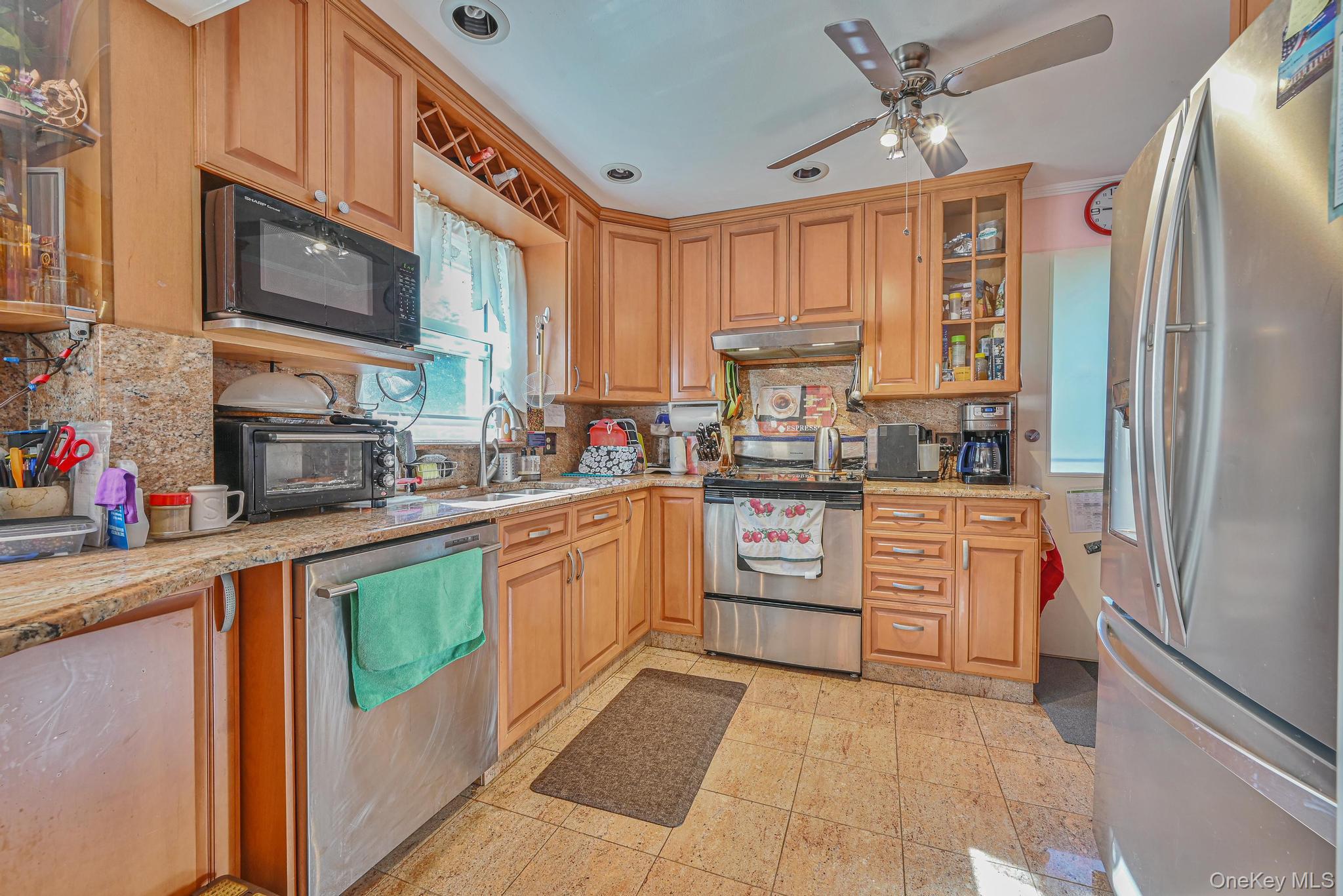 9 Evelyn Lane, Syosset, NY 11791