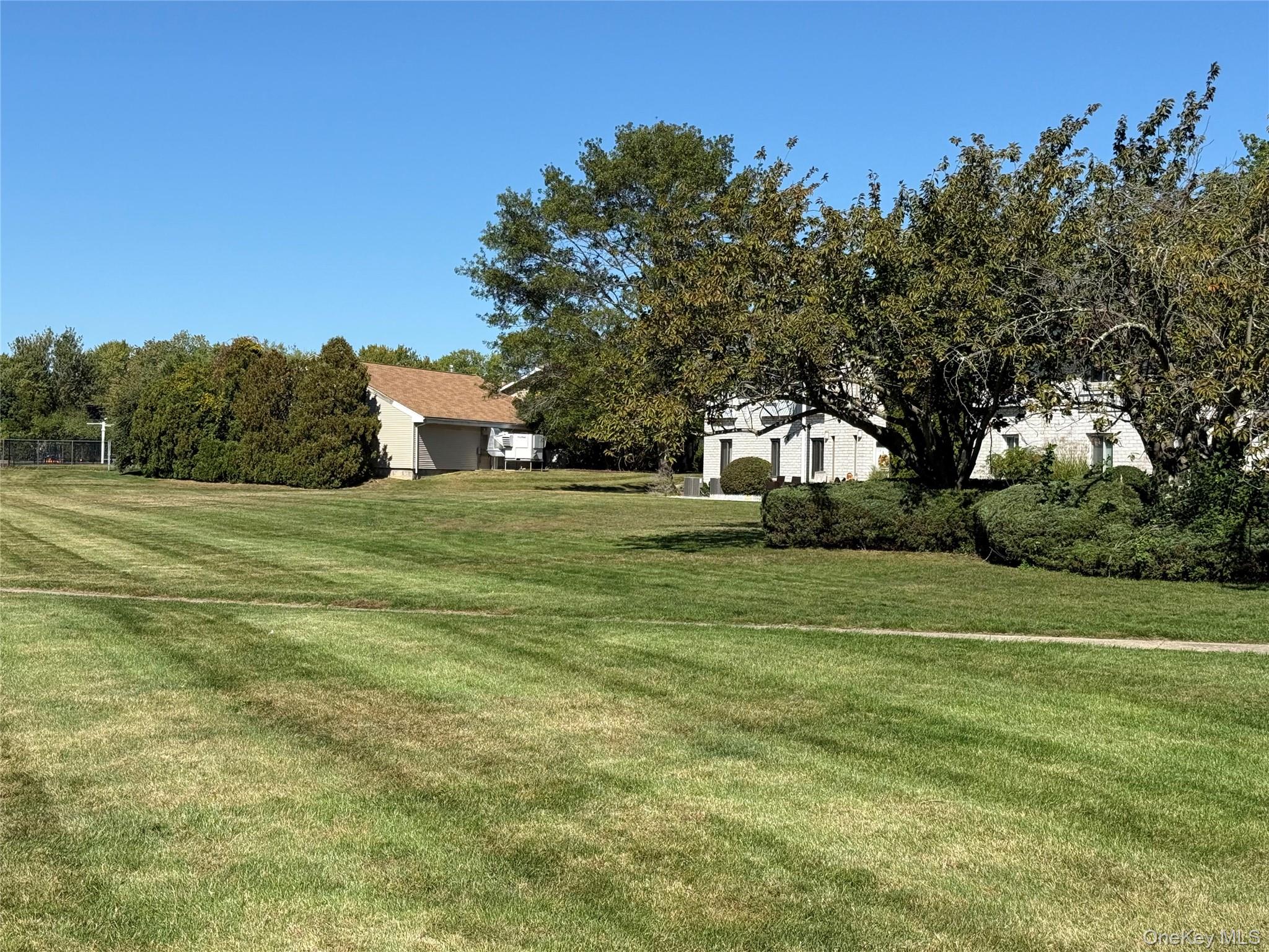 15 Denver Court # 15, Coram, NY 11727