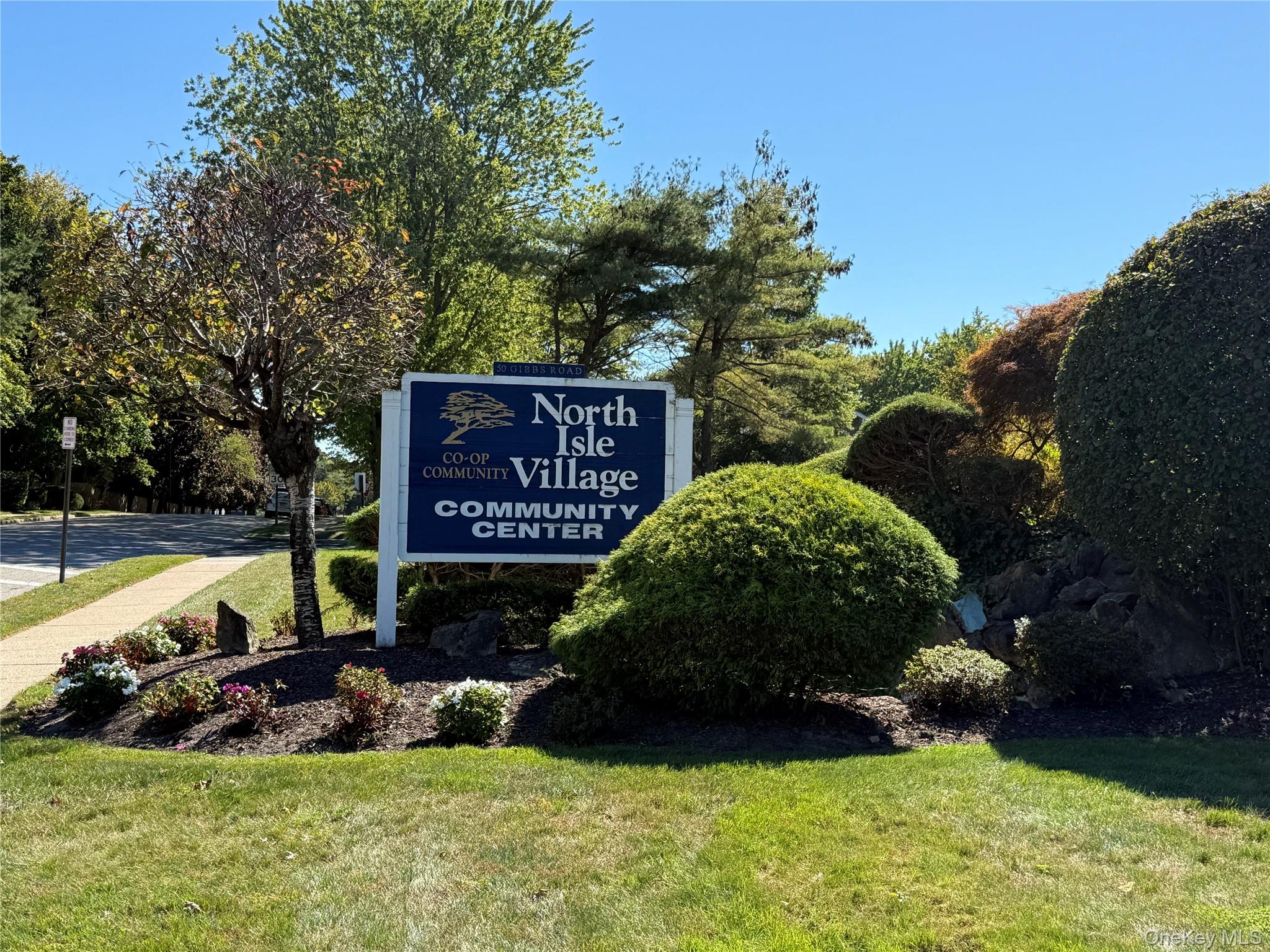 15 Denver Court # 15, Coram, NY 11727