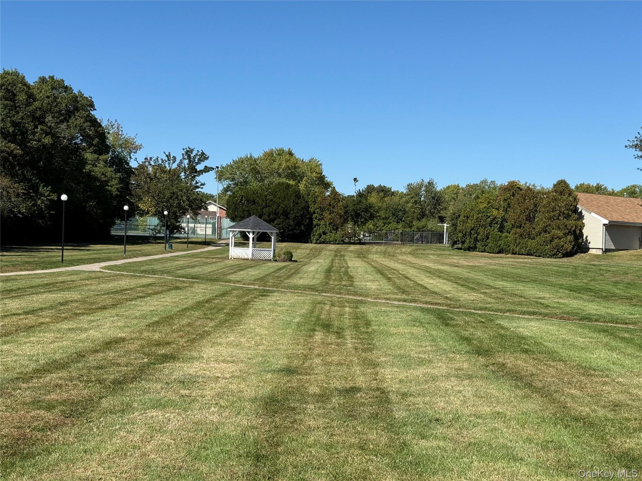 15 Denver Court # 15, Coram, NY 11727