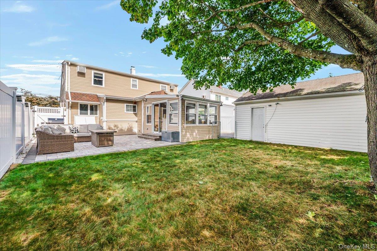 99 W Cortland Avenue, Oceanside, NY 11572