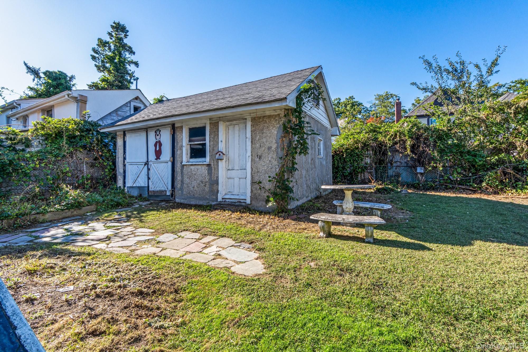 184-51 Hovenden Road, Jamaica Estates, NY 11432