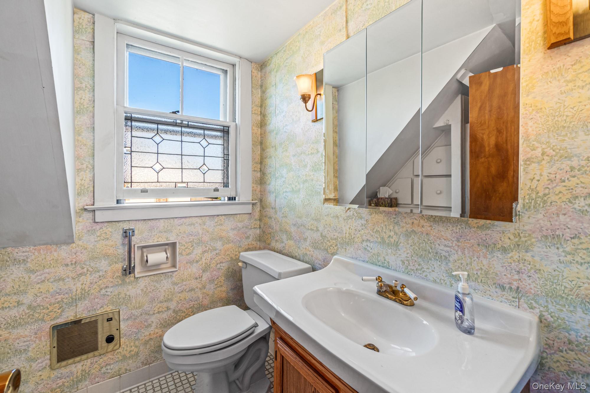 184-51 Hovenden Road, Jamaica Estates, NY 11432