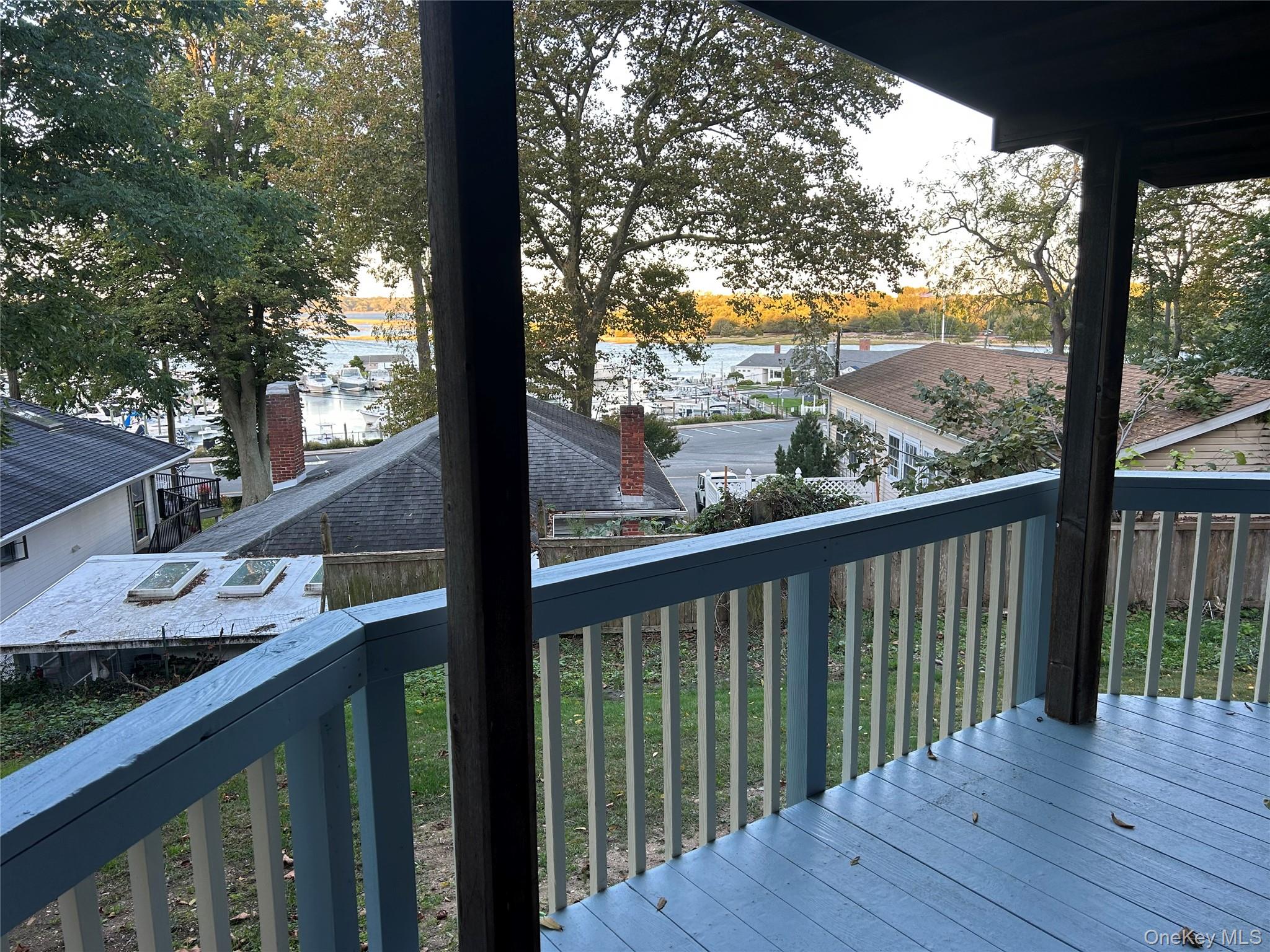 34 Knoll Top Road, Stony Brook, NY 11790