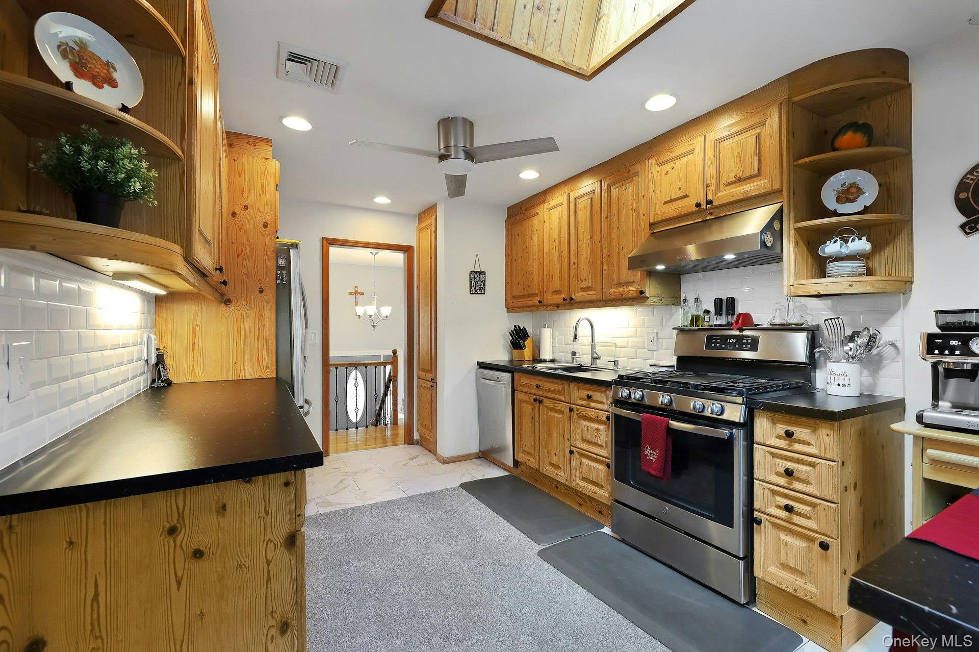 106 Birch Lane, New City, NY 10956