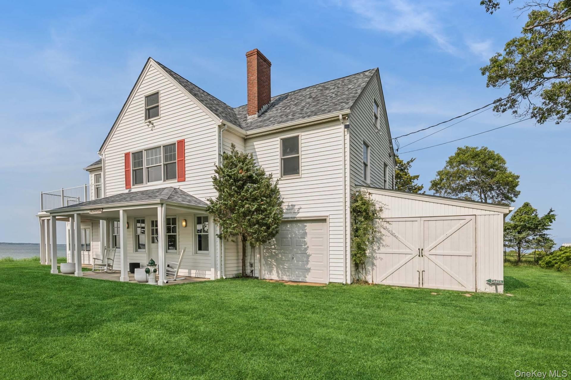 138 Red Creek Road, Hampton Bays, NY 11946