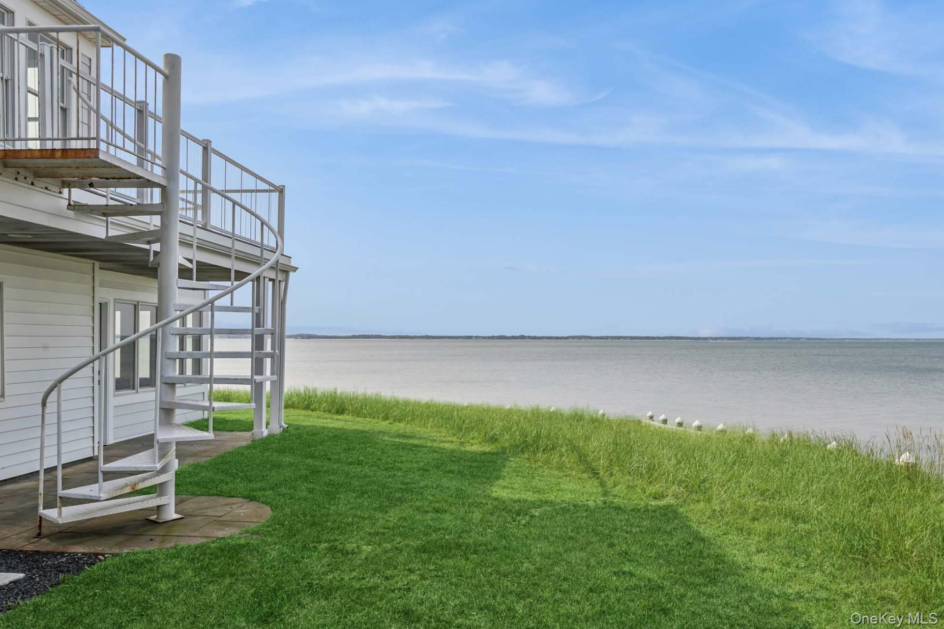 138 Red Creek Road, Hampton Bays, NY 11946