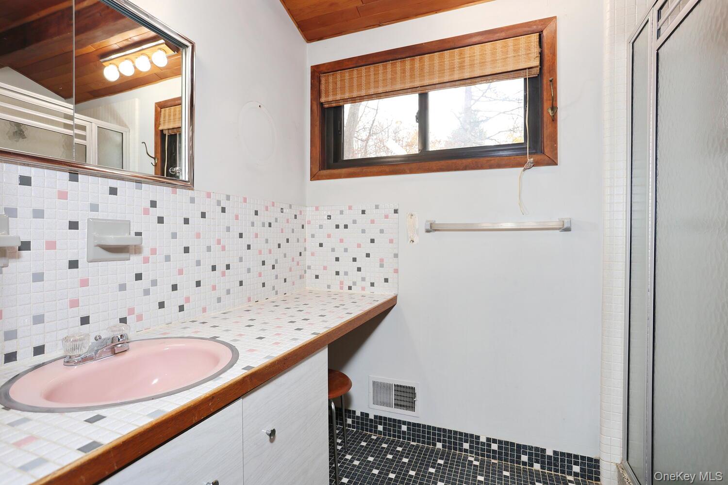 15 White Birch Drive, Pomona, NY 10970