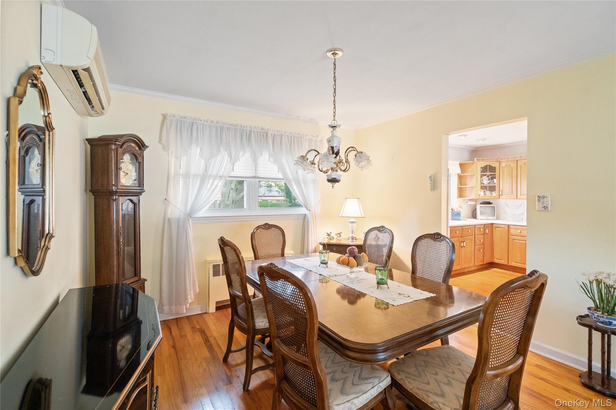 18 Kirkwood Drive, Glen Cove, NY 11542