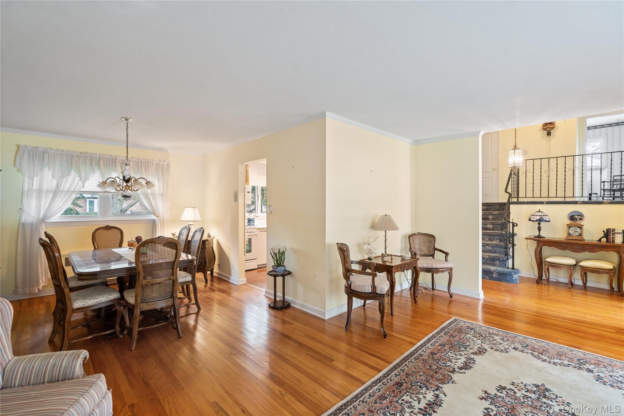 18 Kirkwood Drive, Glen Cove, NY 11542