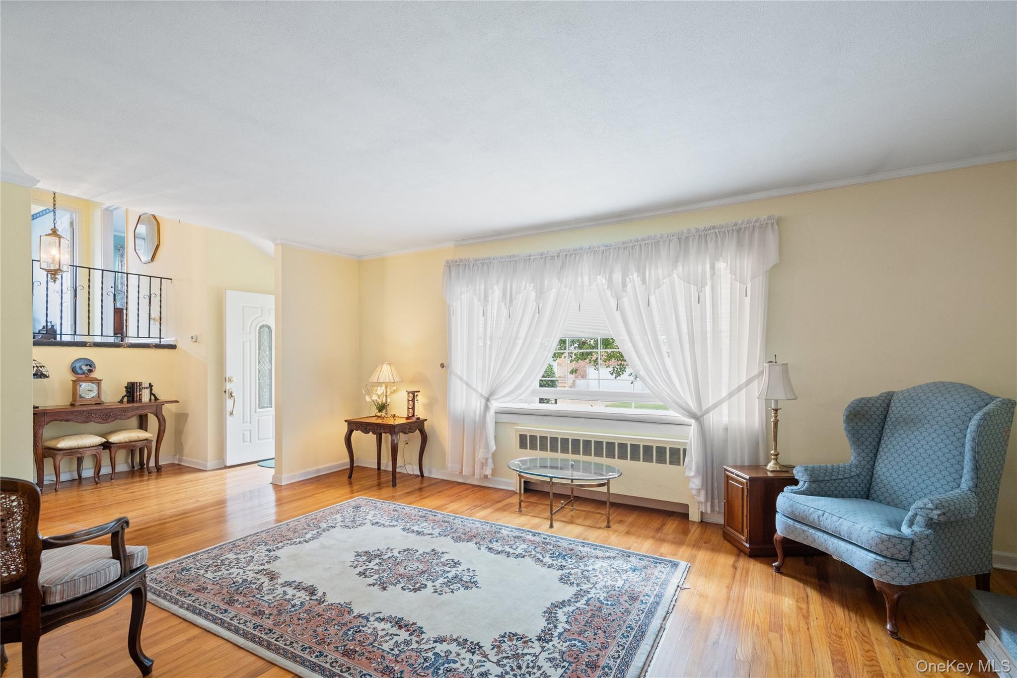 18 Kirkwood Drive, Glen Cove, NY 11542