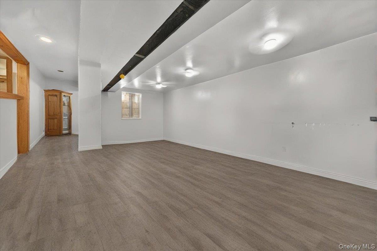 11221 212th Street, Queens Village, NY 11429