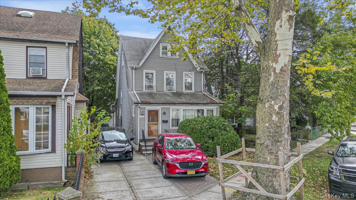 11221 212th Street, Queens Village, NY 11429