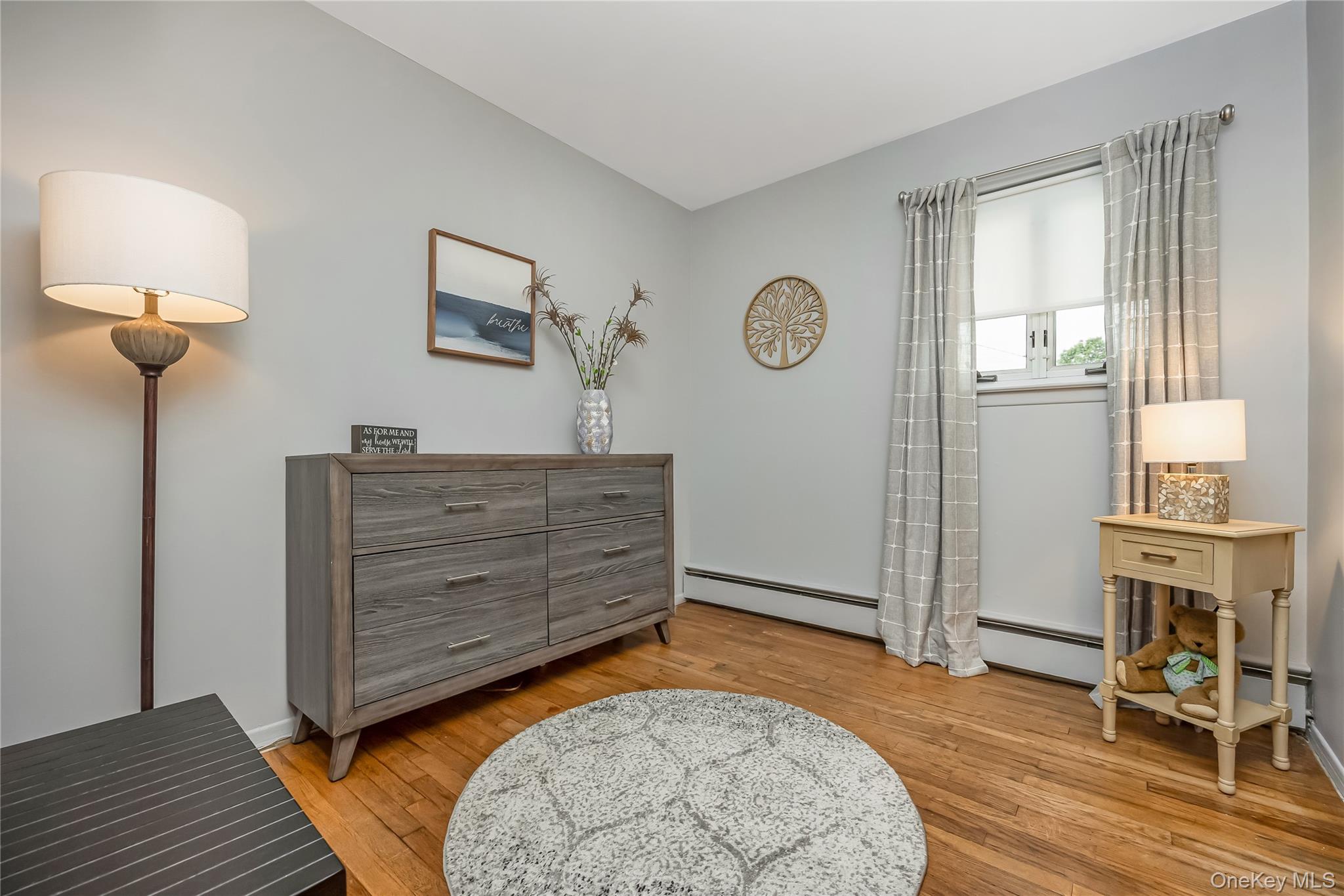 53 Glengariff Road, Massapequa Park, NY 11762