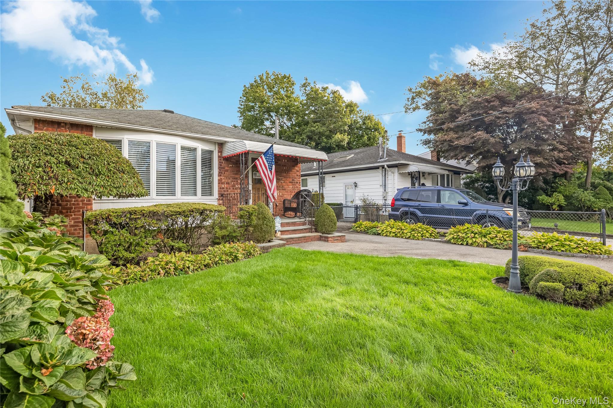 53 Glengariff Road, Massapequa Park, NY 11762