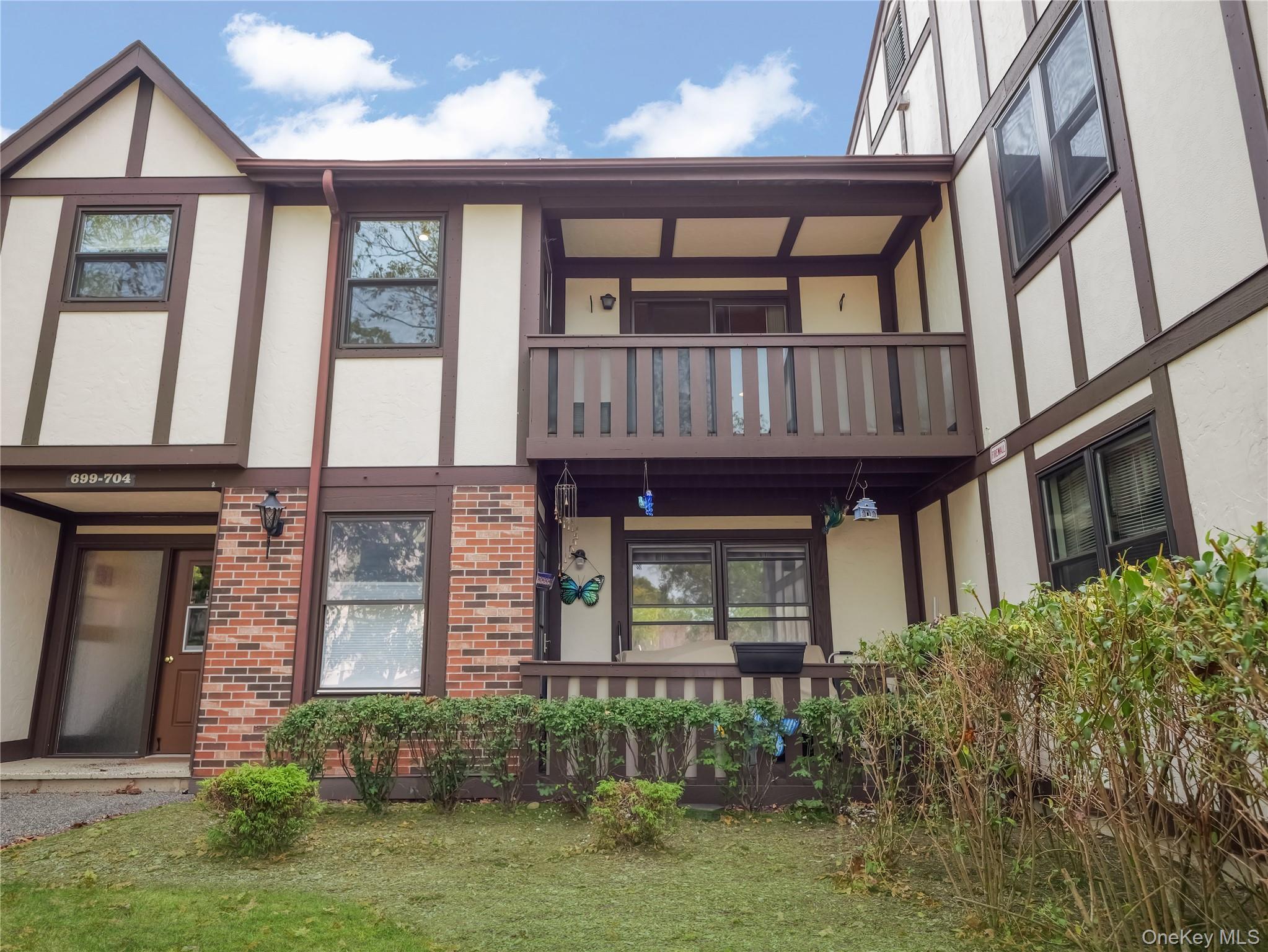 704 Sierra Vista Lane, Valley Cottage, NY 10989