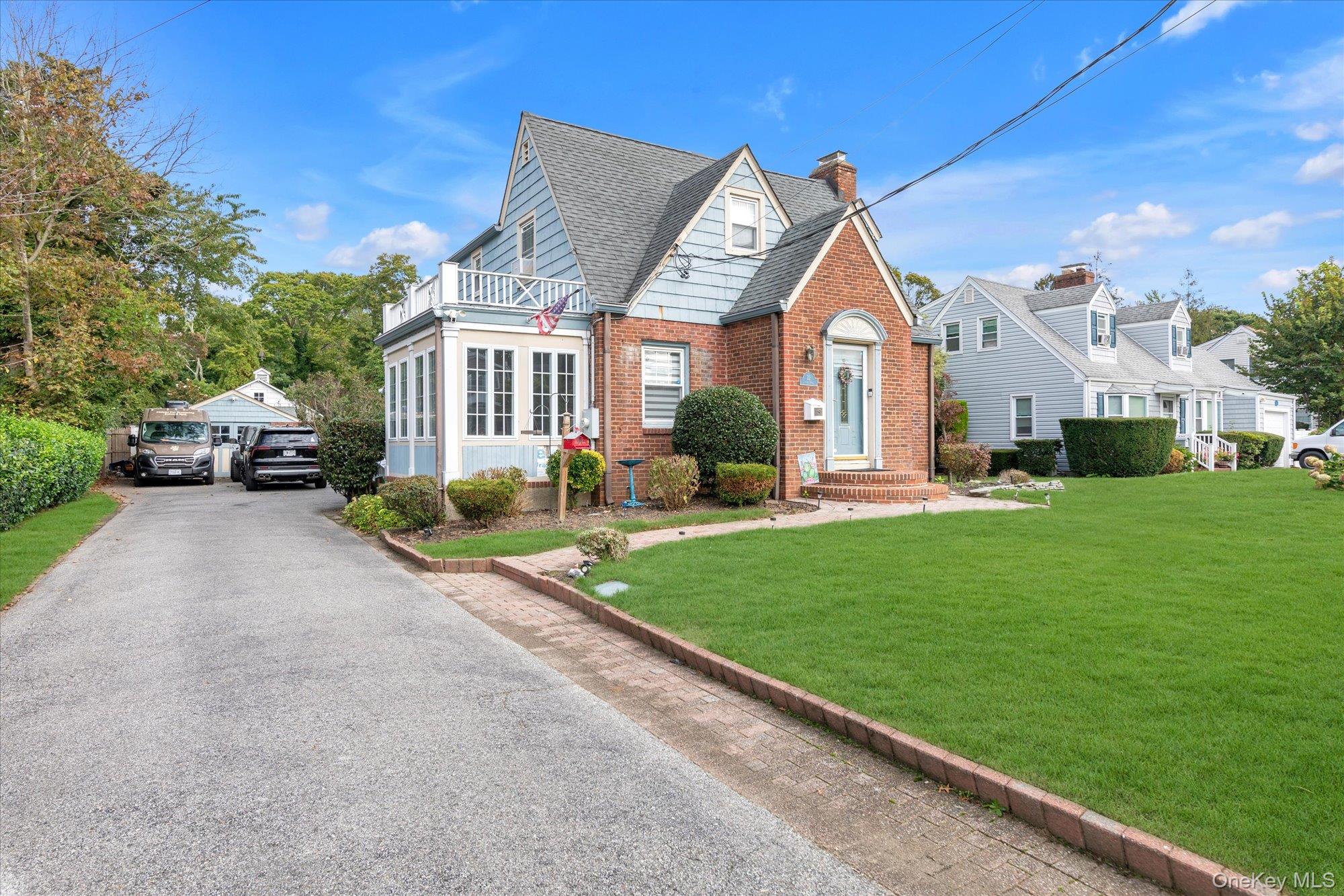 22 Towne Street, Amityville, NY 11701