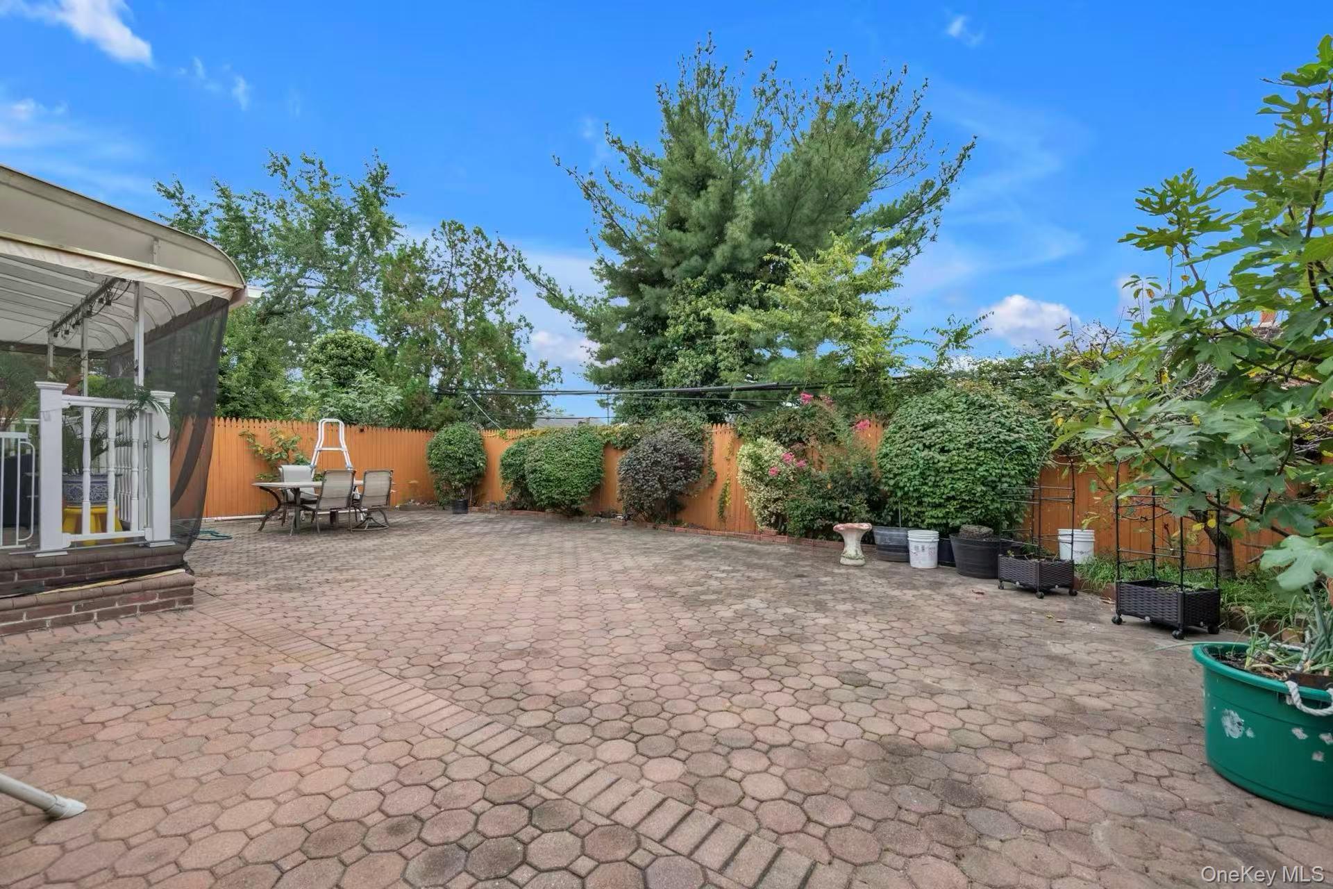 50-20 228th Street, Oakland Gardens, NY 11364