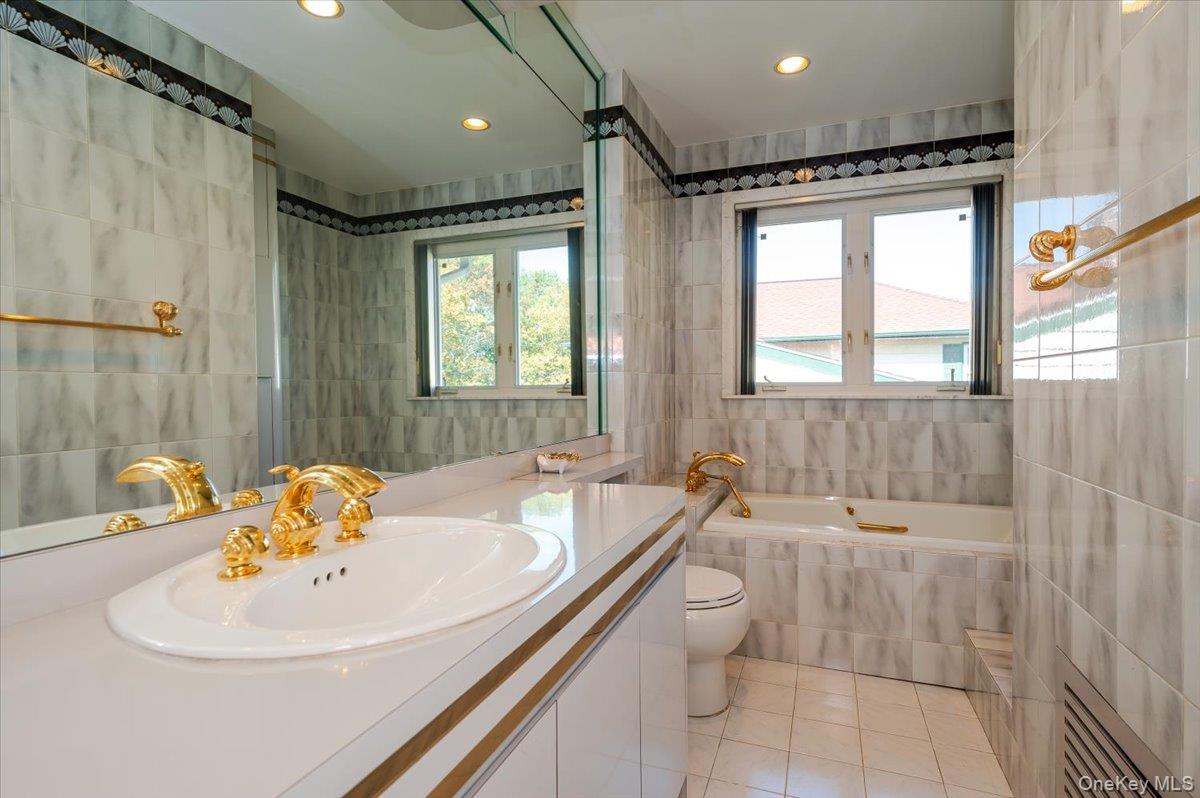 50-42 Horatio Parkway, Bayside, NY 11364