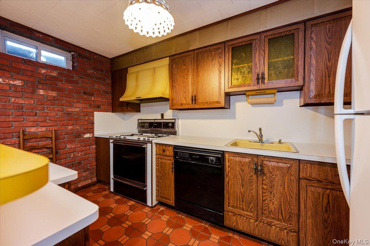 50-42 Horatio Parkway, Bayside, NY 11364