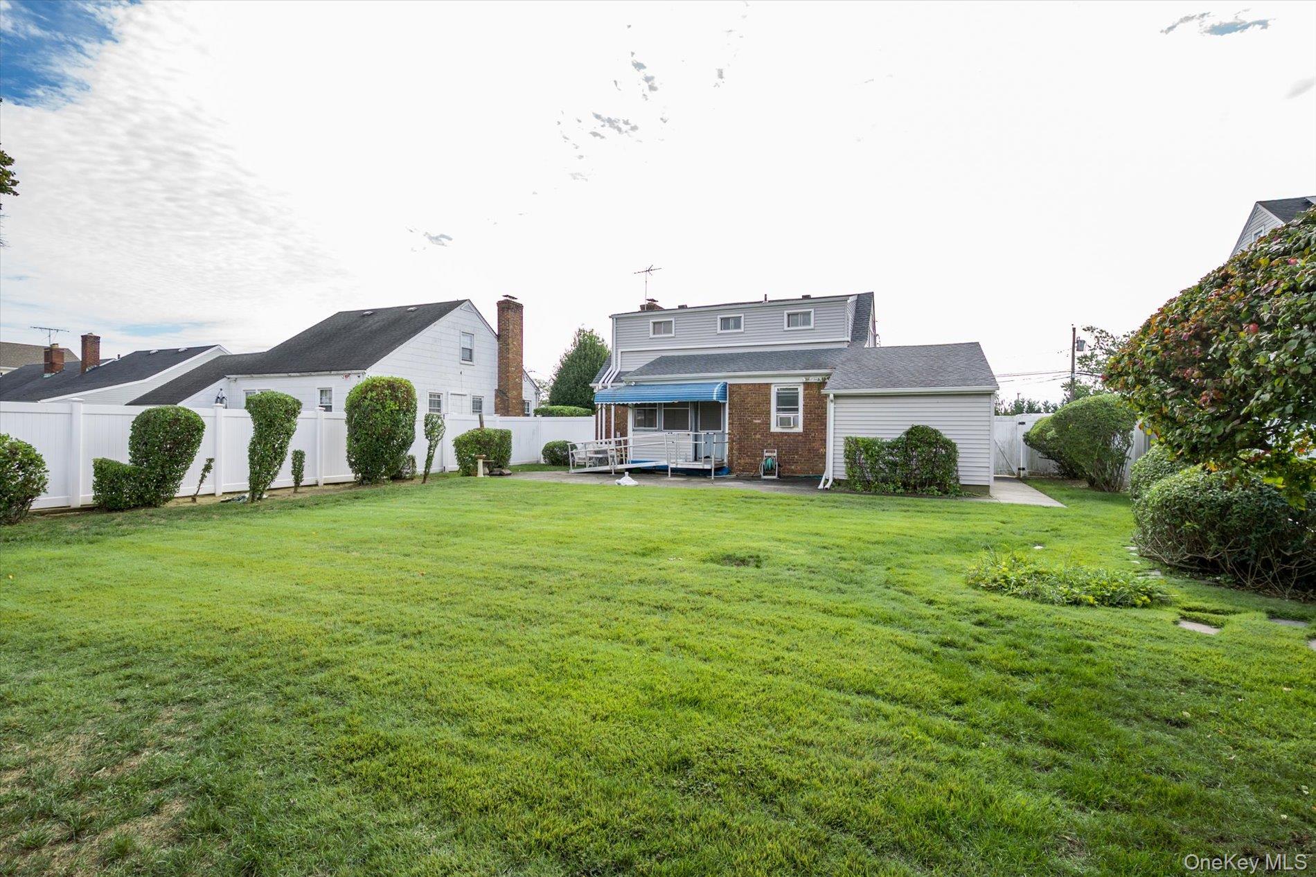 2926 Court Street, Oceanside, NY 11572