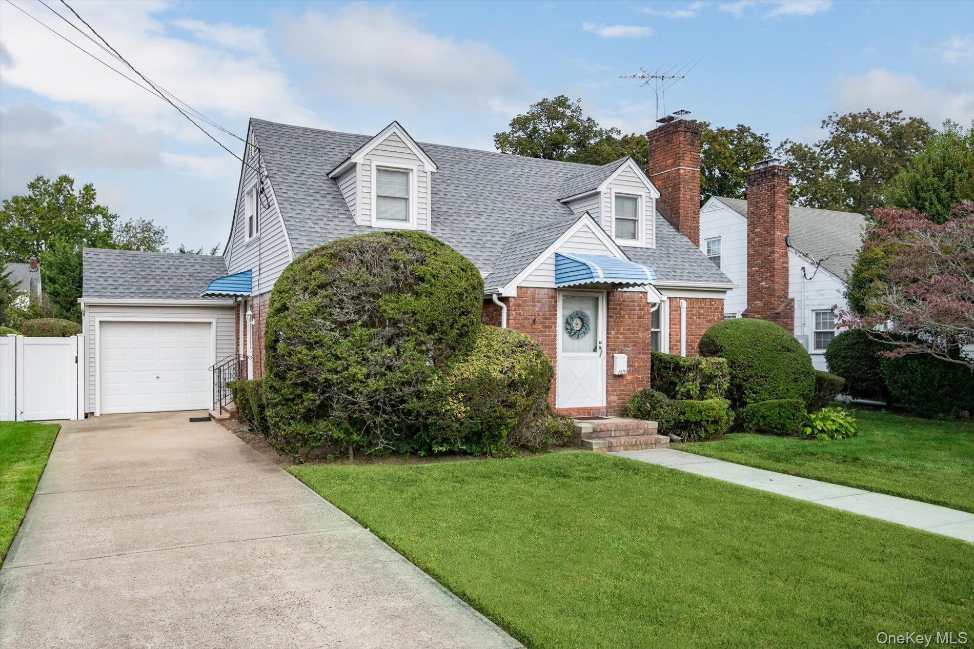 2926 Court Street, Oceanside, NY 11572