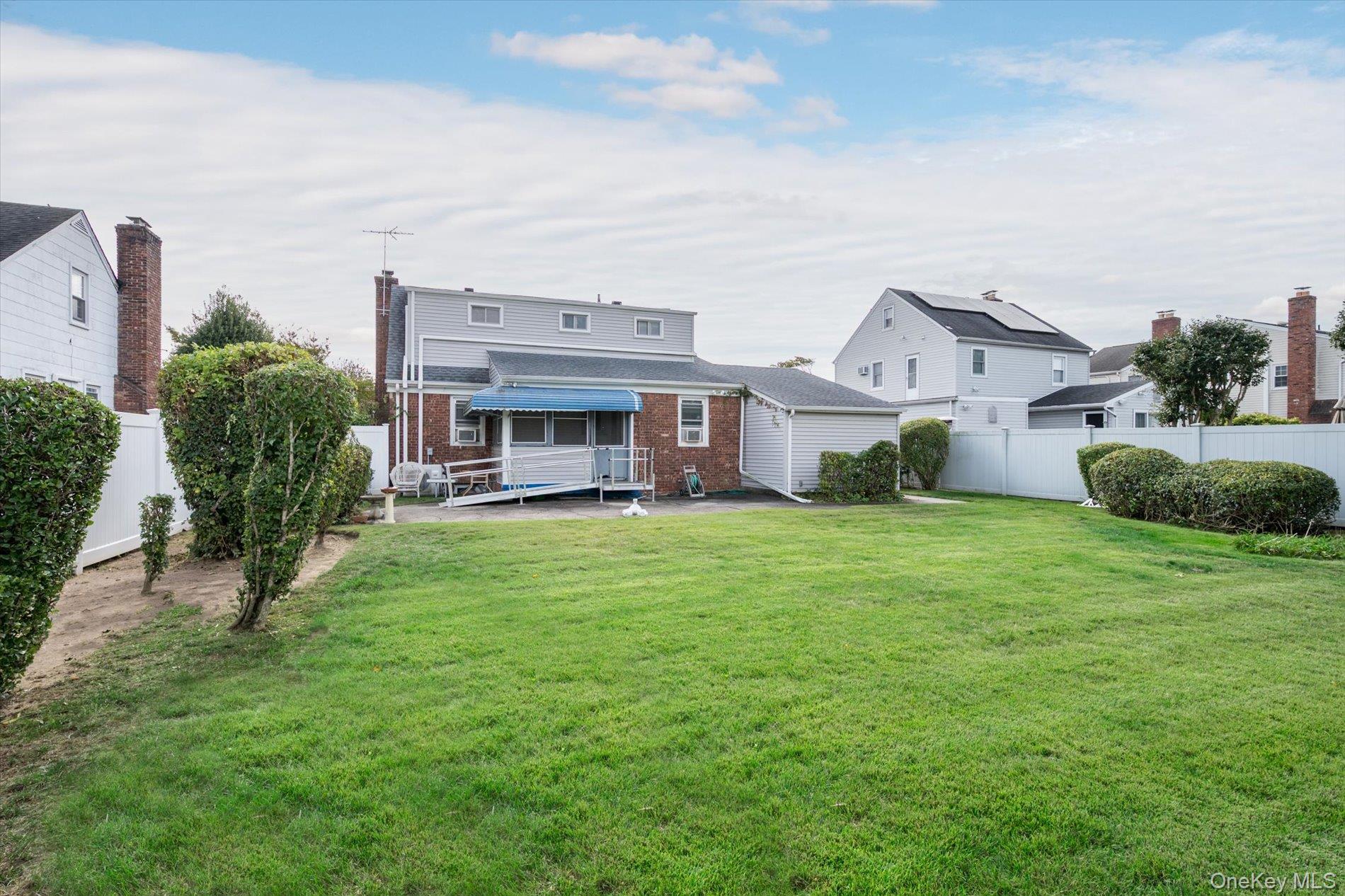 2926 Court Street, Oceanside, NY 11572