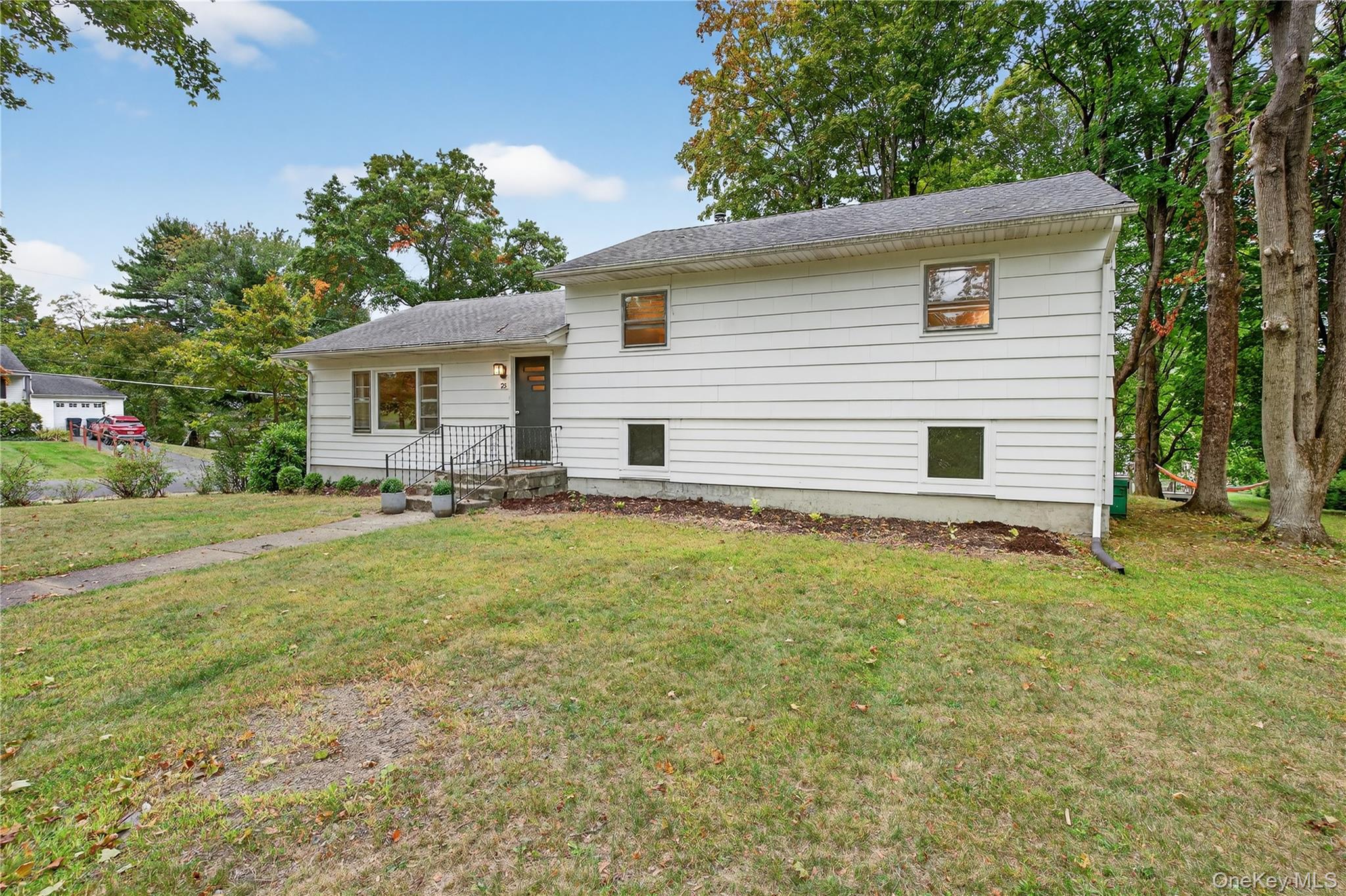 25 Cherry Hill Road, New Paltz, NY 12561