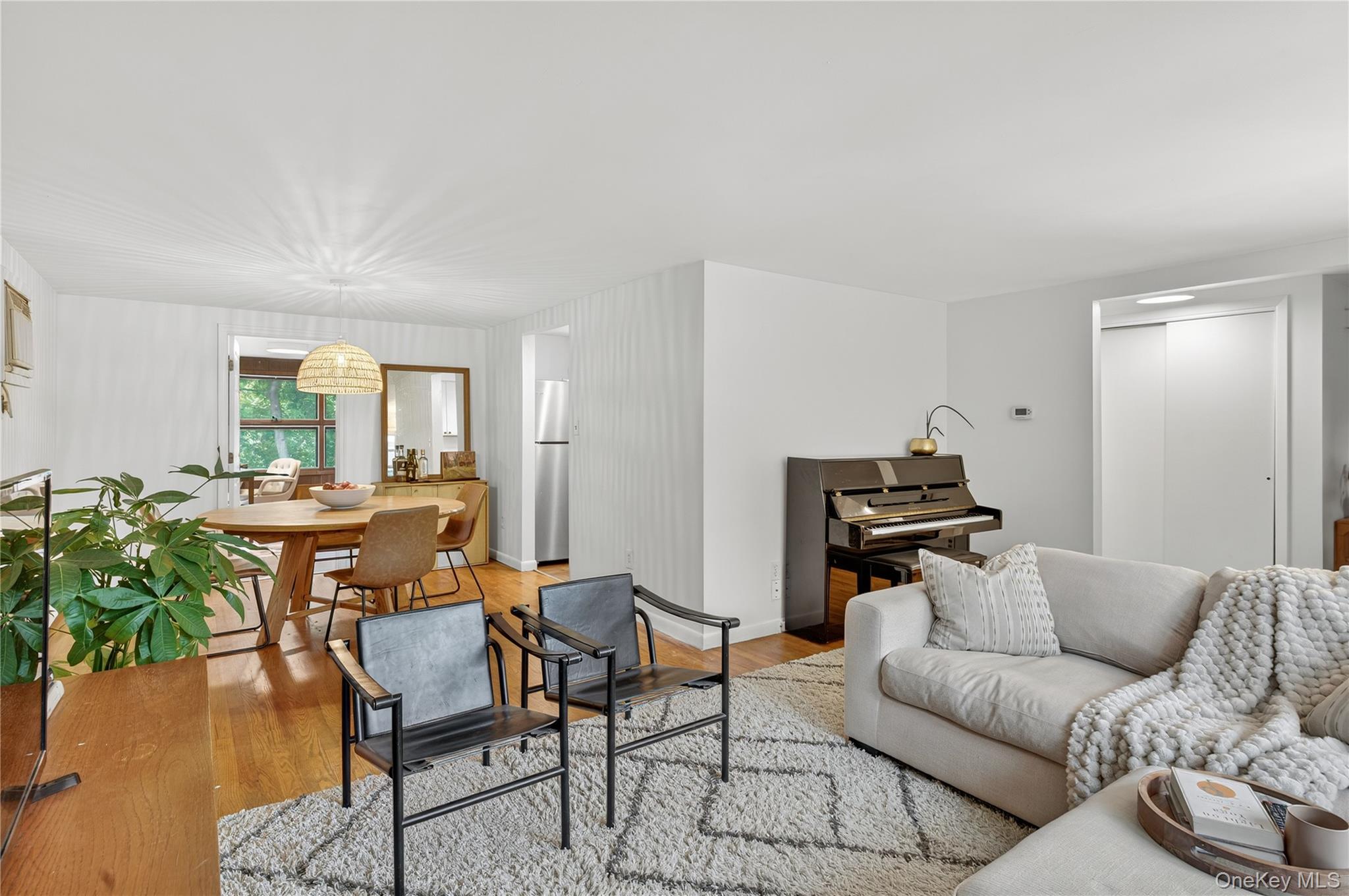 25 Cherry Hill Road, New Paltz, NY 12561