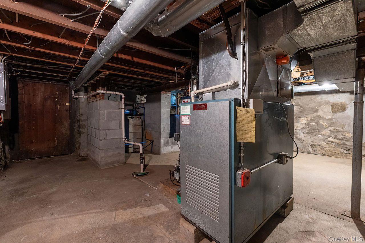 127 Route 100, Katonah, NY 10536