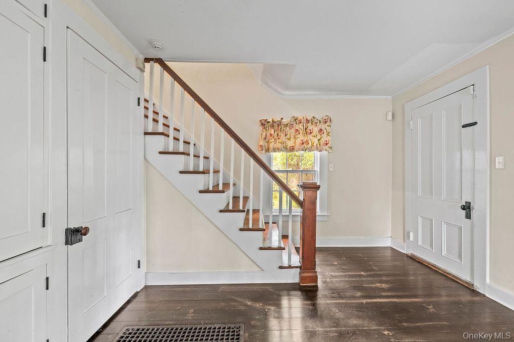 127 Route 100, Katonah, NY 10536