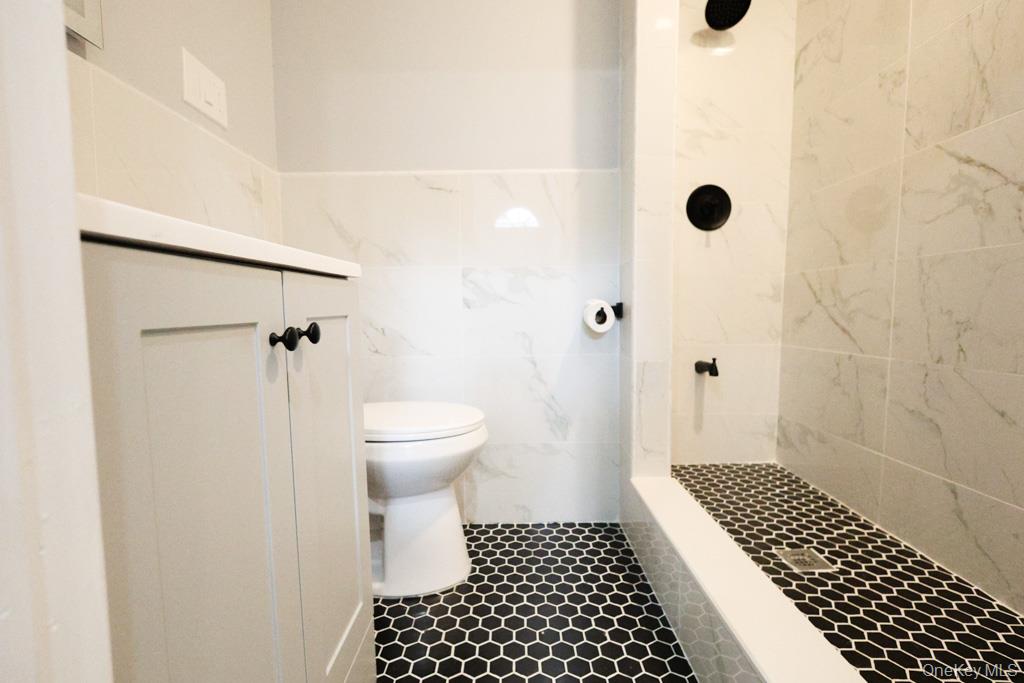 9134 81st Street, Woodhaven, NY 11421