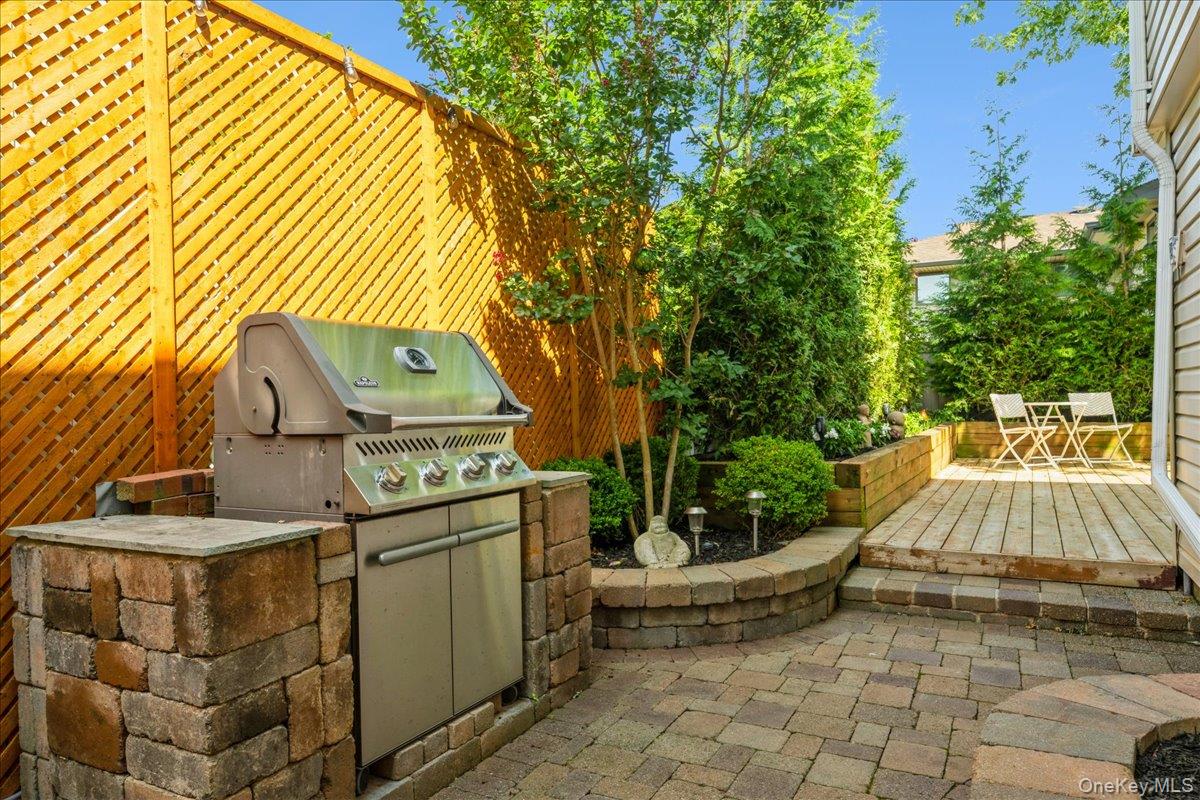 2903 Preston Lane, Merrick, NY 11566