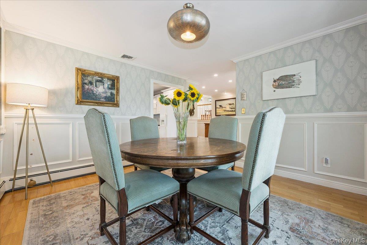 2903 Preston Lane, Merrick, NY 11566